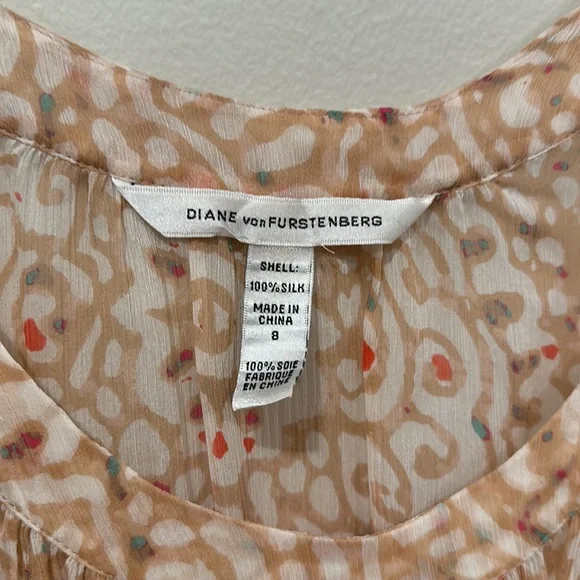 Diane Von Furstenberg Carleen Peach Silk Boho Print Shirt Size 8 Tie Waist - Picture 2 of 7